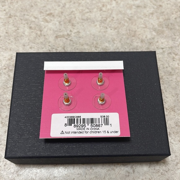 Betsey Johnson Back To Cool Pencil, Sneaker & Word Bubble Stud Earring Set NWT - Picture 4 of 4
